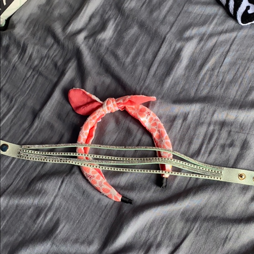 headband & choker necklace